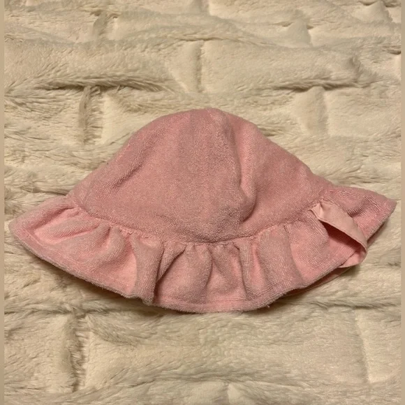 Old Navy 2-Piece Swimsuit and Sun Hat for Baby - Size 3-6M - Picture 8 of 9